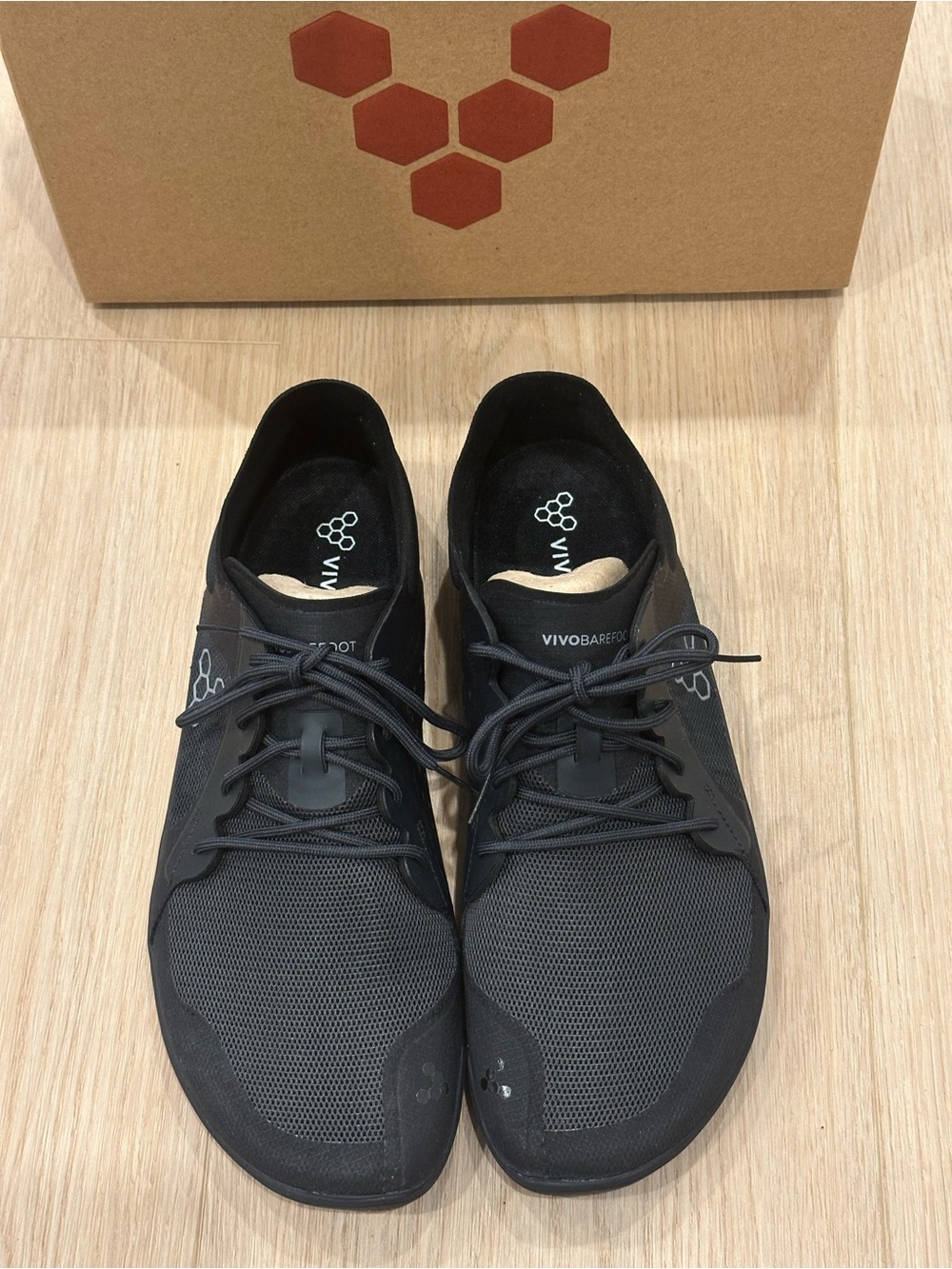 Brand new Vivo barefoot shoe black